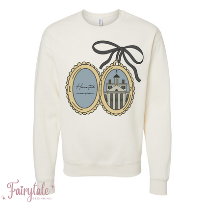 HM Locket T-Shirt & Crewneck